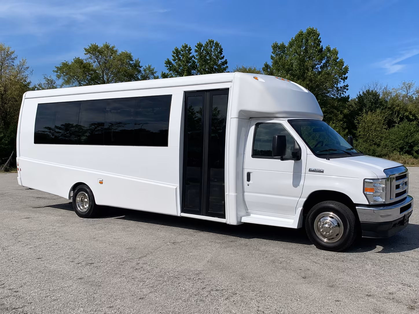 frederick wine trail linganore winecellars party bus rental